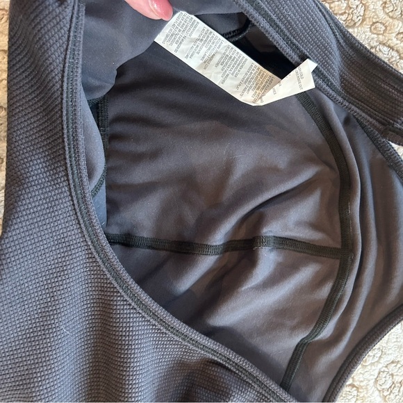 Fabletics Black Sports Bra Seamless Moisture-Wicking Design - Picture 3 of 6